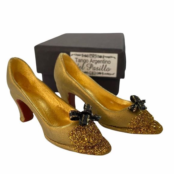 Pair of Decorative Yellow Gold Tango Argentino Display Gliterry Black Bow Shoes